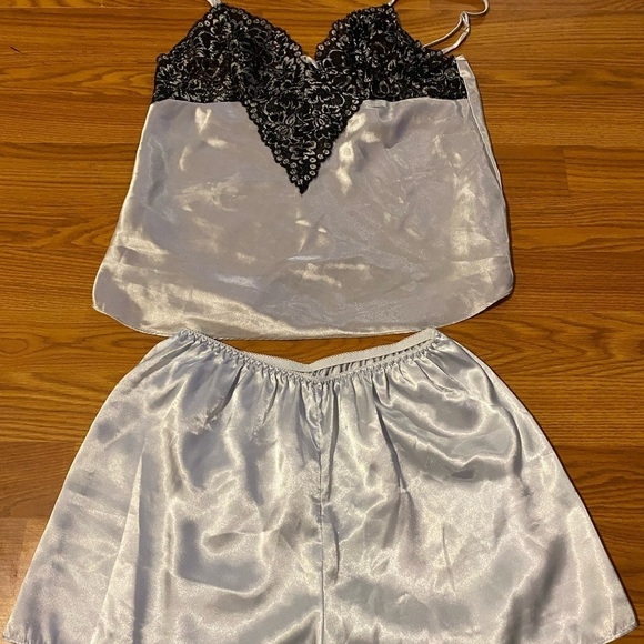 Secret Treasures Sleepwear size Small (FC) - Picture 1 of 8